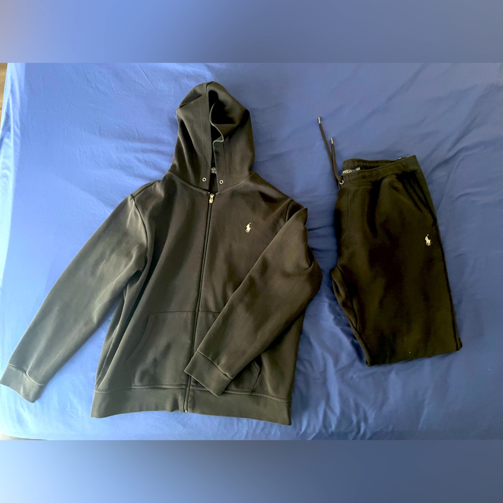 Jacket & pants set. Soft sweatpants and sweatshirt. Black set.XL top,L pants